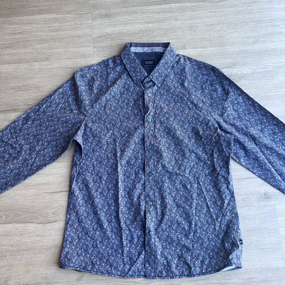 7Diamonds Blue Floral Button-Up Shirt